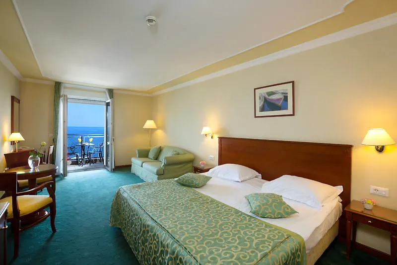 Hotel Camellia