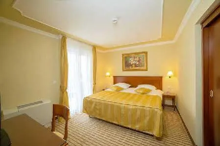 Hotel Camellia 4*, Opatija