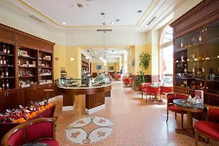 Hotel Camellia